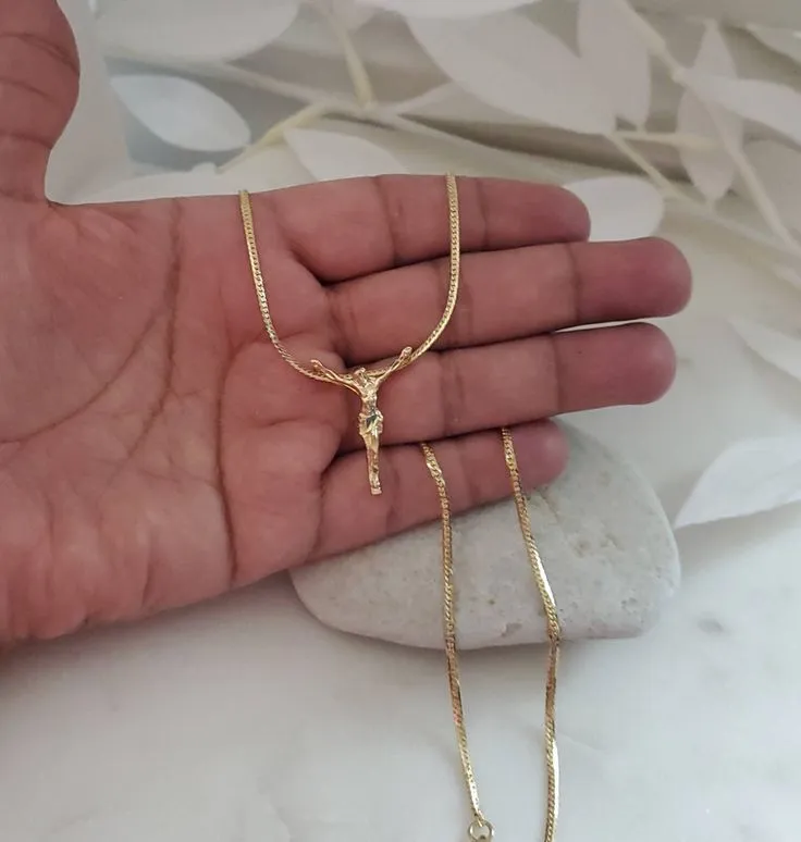 cross gold chain